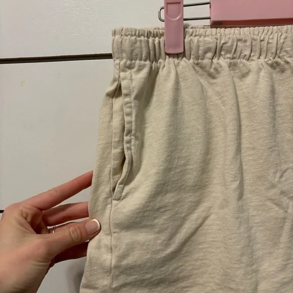 PERFECT WHITE TEE ADIA-EASY PULL ON SHORT - Picture 6 of 7